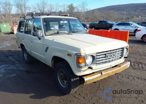 1987 Toyota Land Cruiser Fj60 z USA, uszkodzony, nr VIN JT3FJ60G3H1140013